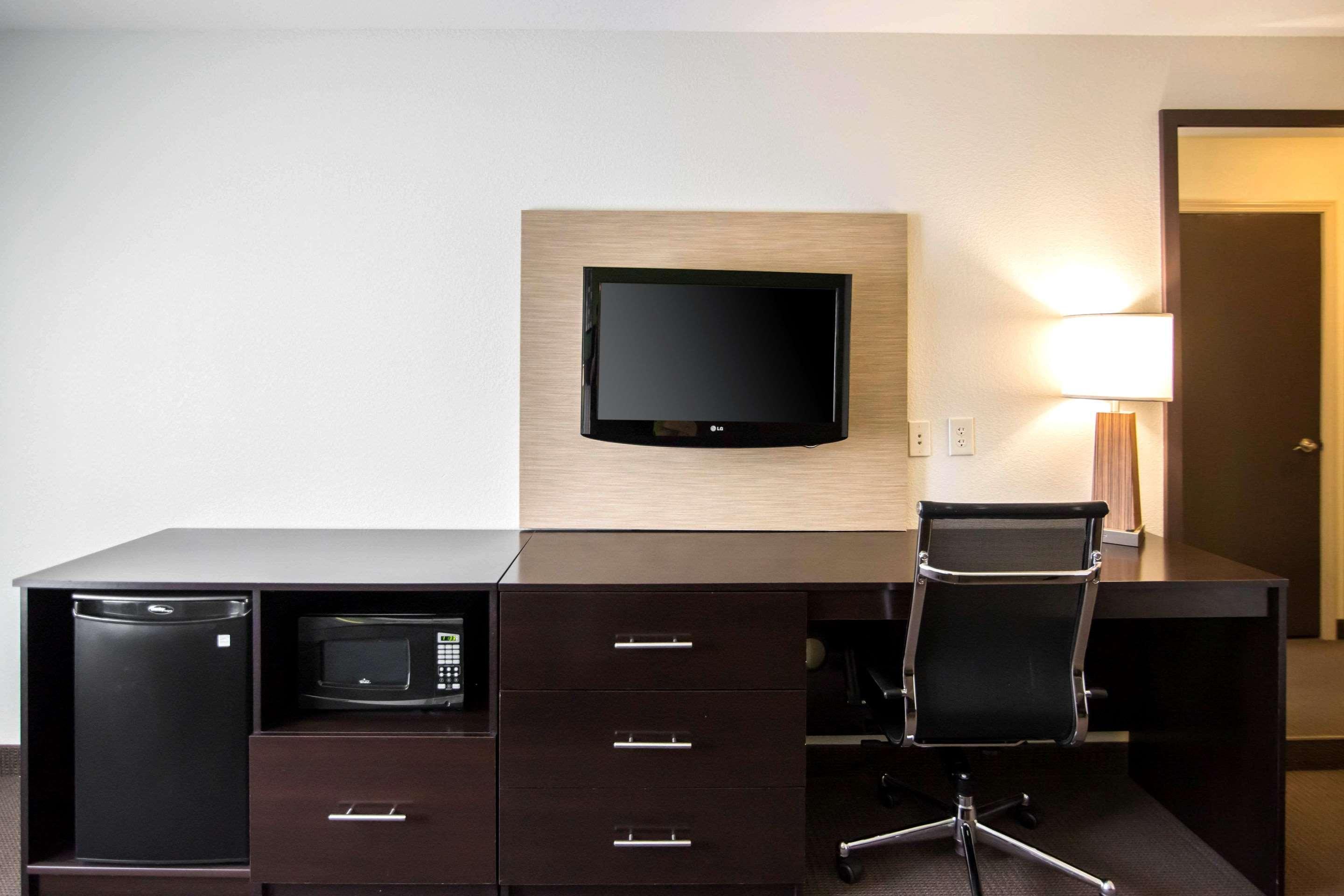 Sleep Inn & Suites Haysville Εξωτερικό φωτογραφία