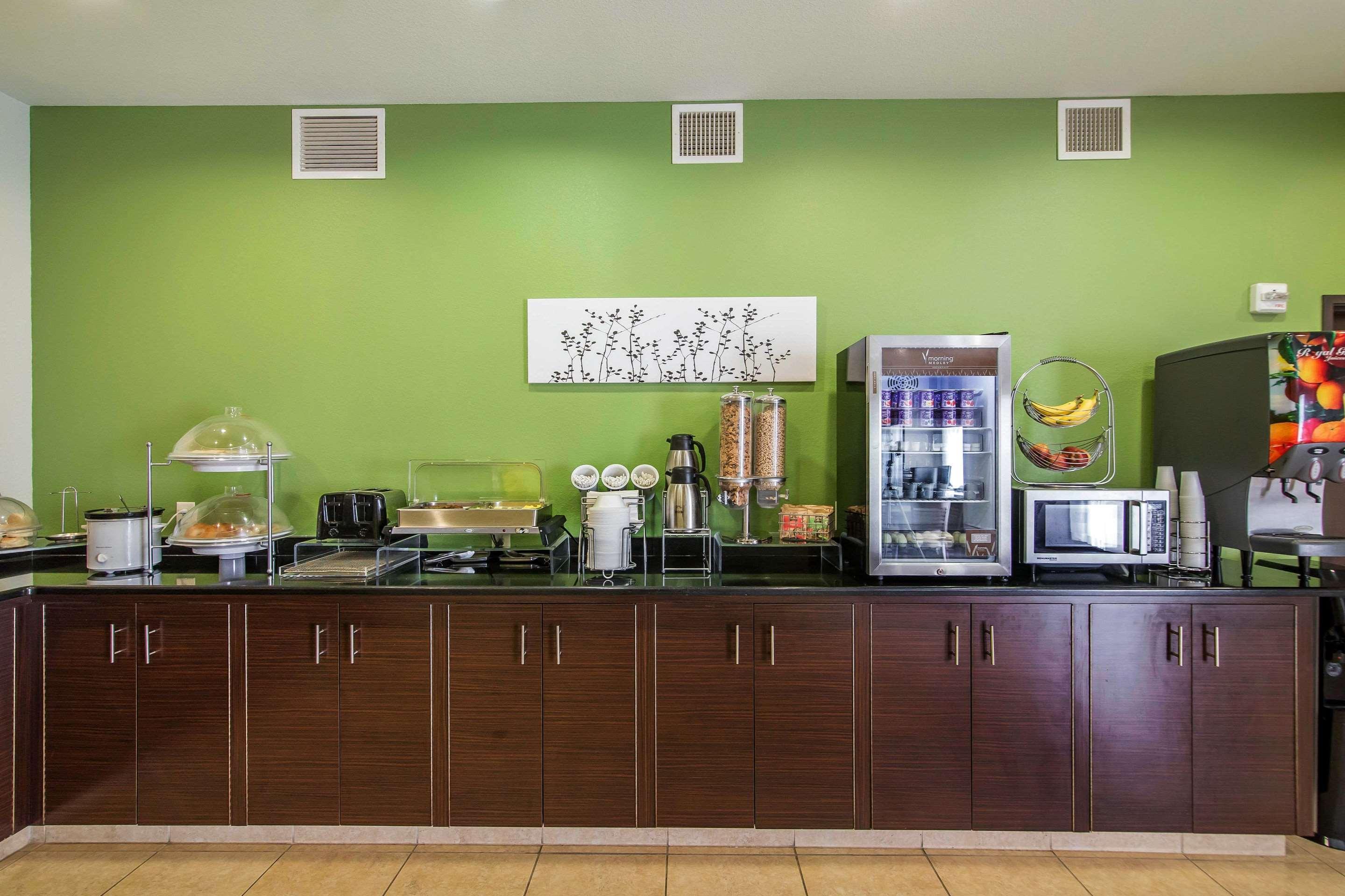 Sleep Inn & Suites Haysville Εξωτερικό φωτογραφία